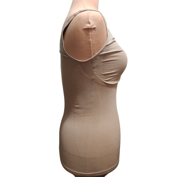 Shapewear 2X Womens Plus Size Tank Top Beige Seamless Compression Tummy Control - Picture 9 of 9
